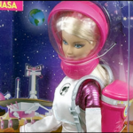 La Barbie exploratrice de la planète Mars.