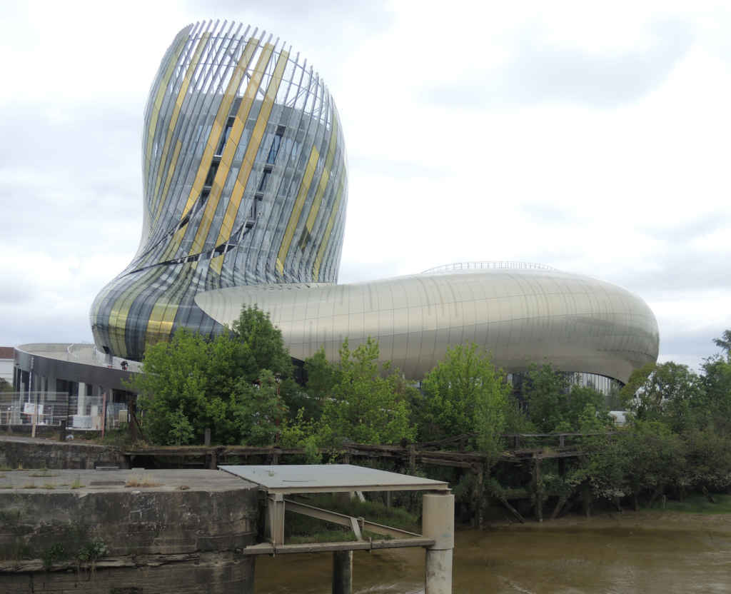 La Cité du vin à Bordeaux.