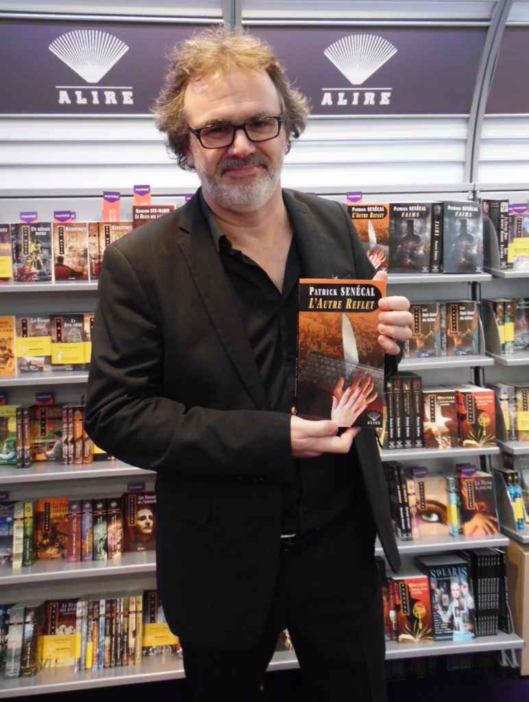 Patrick Senécal à la Foire du livre de Bruxelles. (Photo: Nicolas Dot)