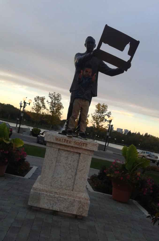 La statue de Thomas Walter Scott, le premier premier ministre de la Saskatchewan. (Photo: Sandra Dorélas)