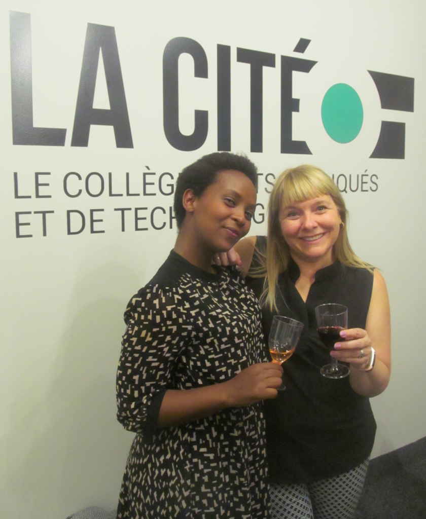 La sommelière Aline Rudaswinga et la directrice du collège La Cité à Toronto, Judith Charest.