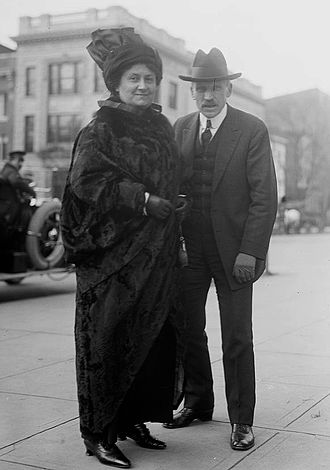 Maria Monressori avec le journaliste américain Samuel Sidney McClure en 1914. (Photo: Library of Congress)