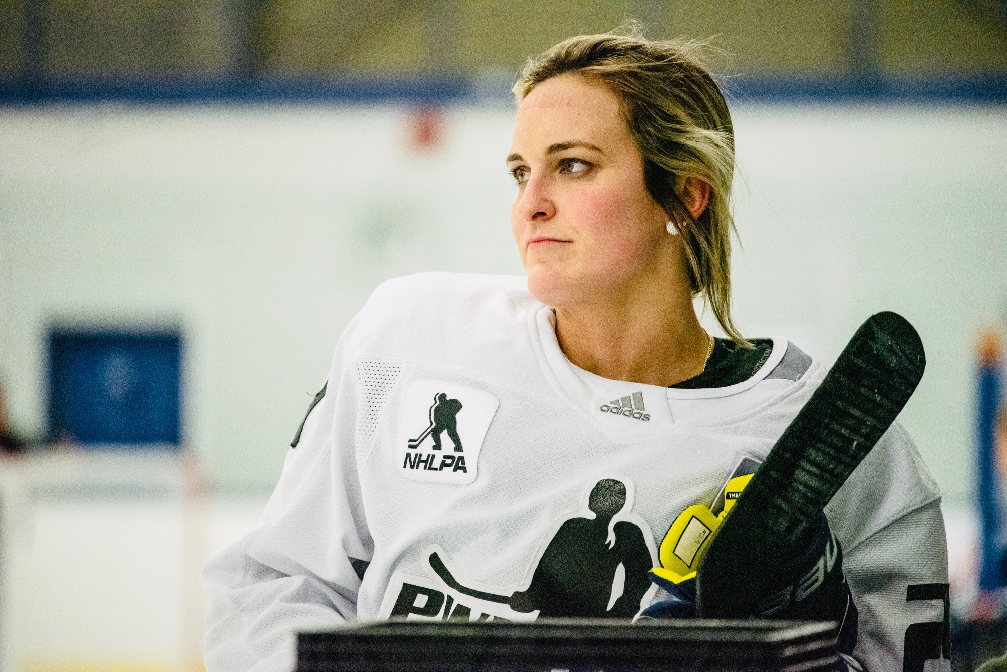 Hockey Féminin: Marie-Philip Poulin, La Capitaine En Or