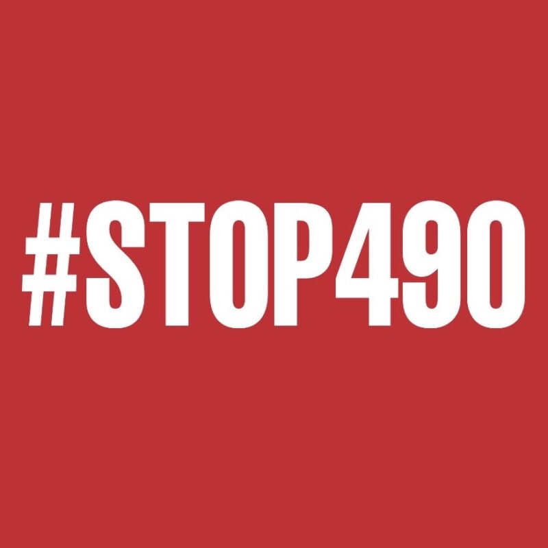 Le logo du collectif STOP490, blanc sur rouge