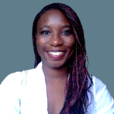 Après des études en droit à Londres et Essex (Royaume-Uni), Strasbourg (France) et Nairobi (Kenya), Angela Ogang choisit de fonder son cabinet juridique à Toronto.