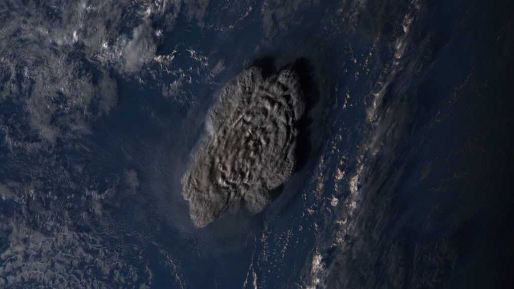 éruption-volcan-Tonga