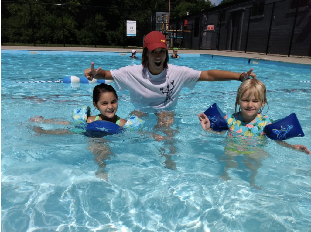 Activité piscine au Camp Hamilton 