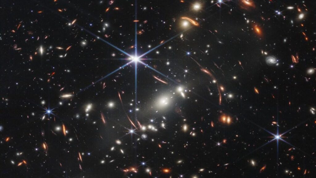 Galaxies-JWST-champ-profond, James-Webb