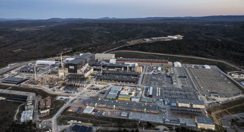 fusion nucléaire, ITER International Thermonuclear Experimental Reactor