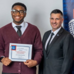 Délie ta langue!, Steve Kawe