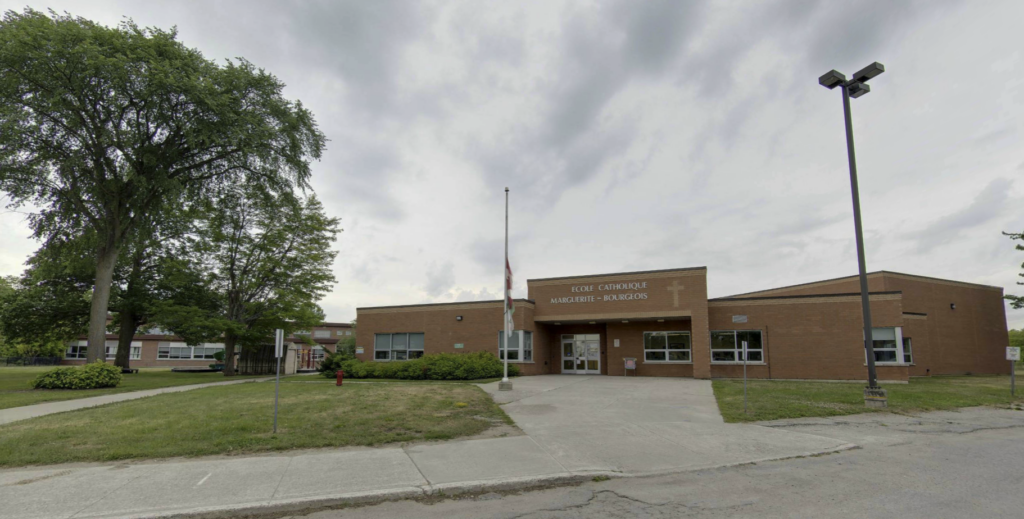 L'école élémentaire catholique Marguerite-Bourgeois sur la base militaire de Borden.