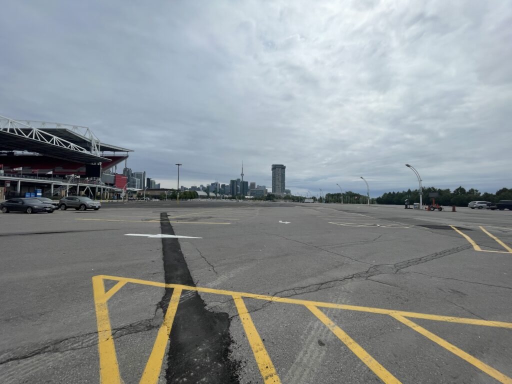 Place de l'Ontario