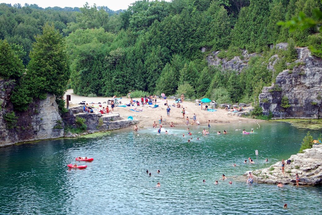Parkbus, tourisme durable, parcs provinciaux