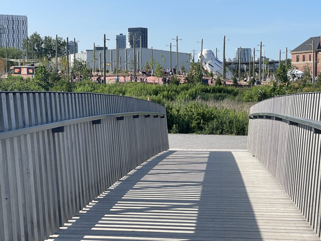 Parc Biidaasige, Port de Toronto, Embouchure de la rivière Don