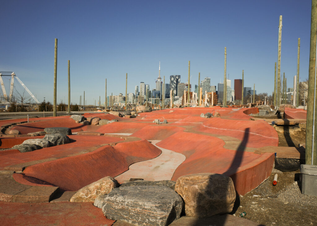 Parc Biidaasige, Port de Toronto, Embouchure de la rivière Don