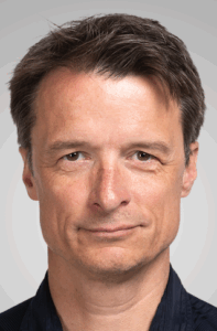 Doug Ford, Crown Royal, alcool