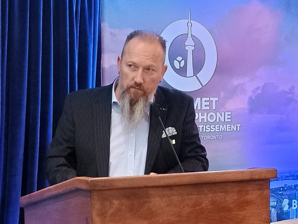 Club canadien, Sommet