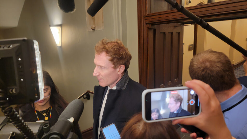 Marc Miller, conseils scolaires, consultations