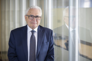 langues officielles, Raymond Théberge