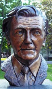 Loi 101, Camille Laurin