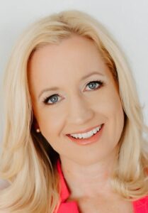 Sara Austin, réseaux sociaux