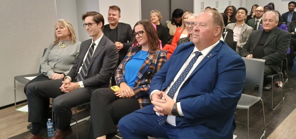 Les invité d'honeur à l'annonce de l'expansion des soins primaires du CFGT.