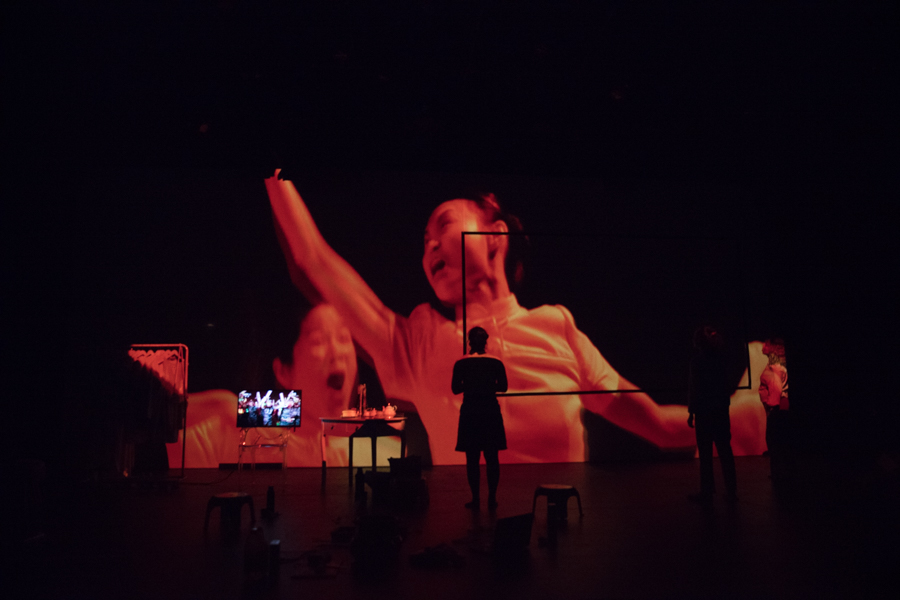 Bonnes Bonnes théâtre français 22 avril