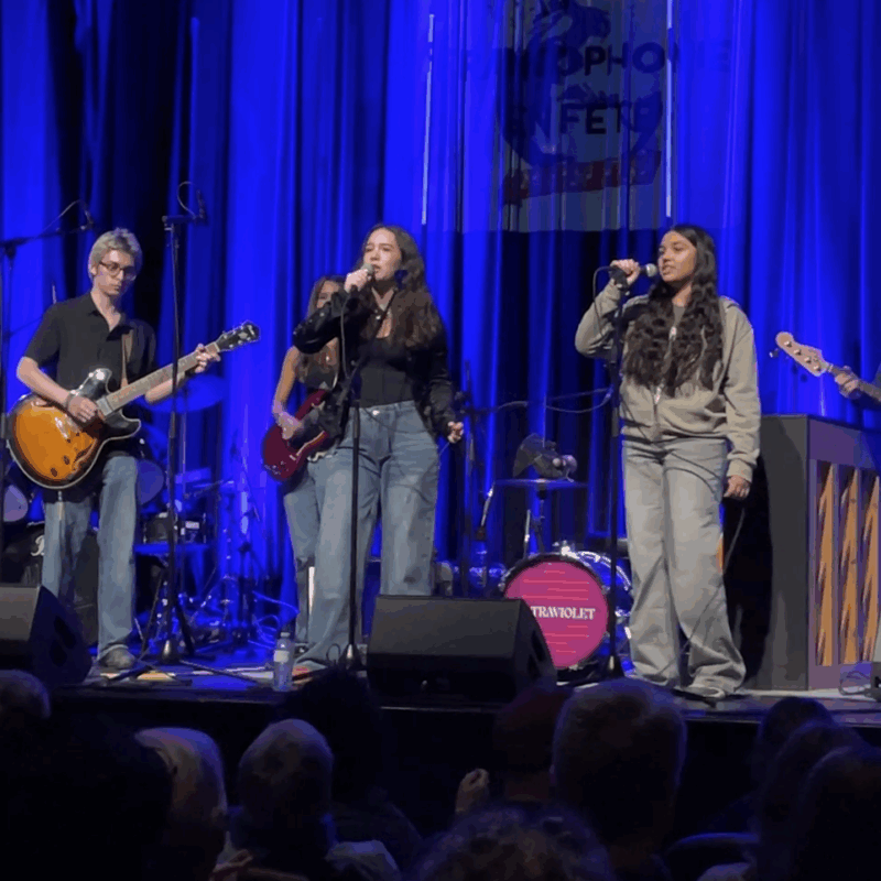 Les inconnus de Toronto-Ouest, Paradise, Francophonie en Fête