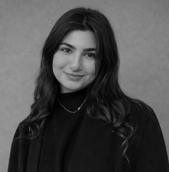 canadien.ne originaire de