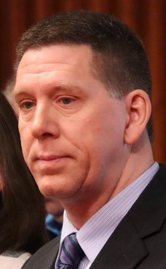 Aéroports, bilinguisme, langues officielles, Cour suprême