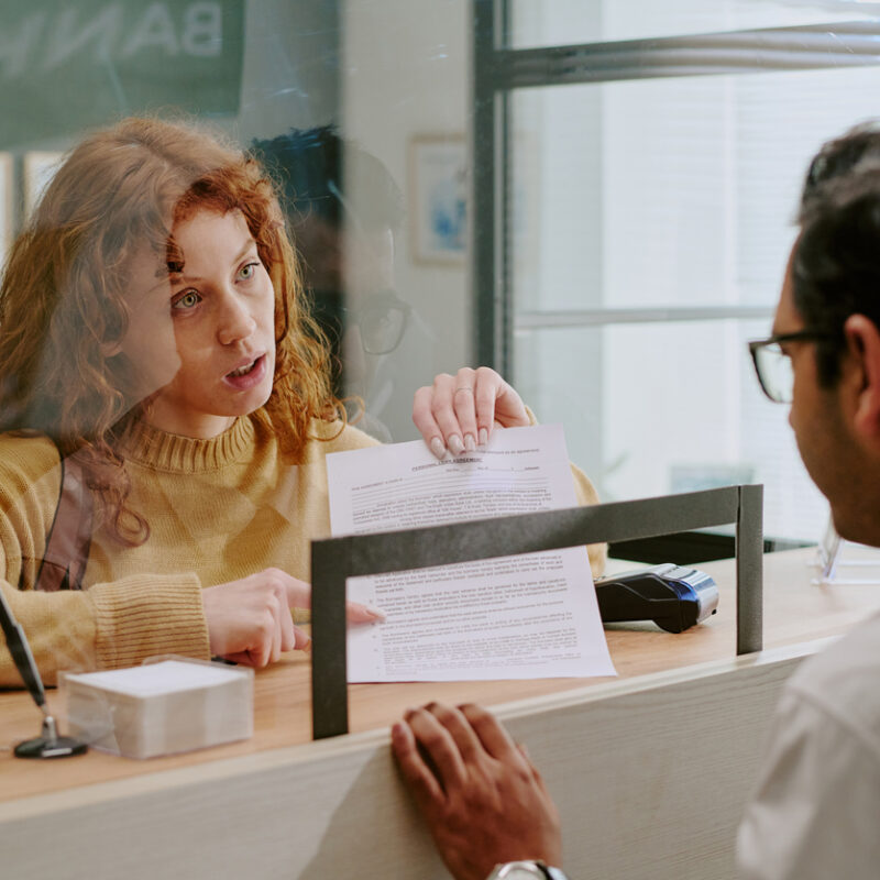 présence francophone, transports, banques, bilinguisme, langues officielles