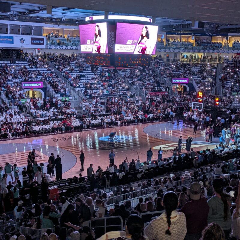 Tempo, basket, Coca-Cola Coliseum
